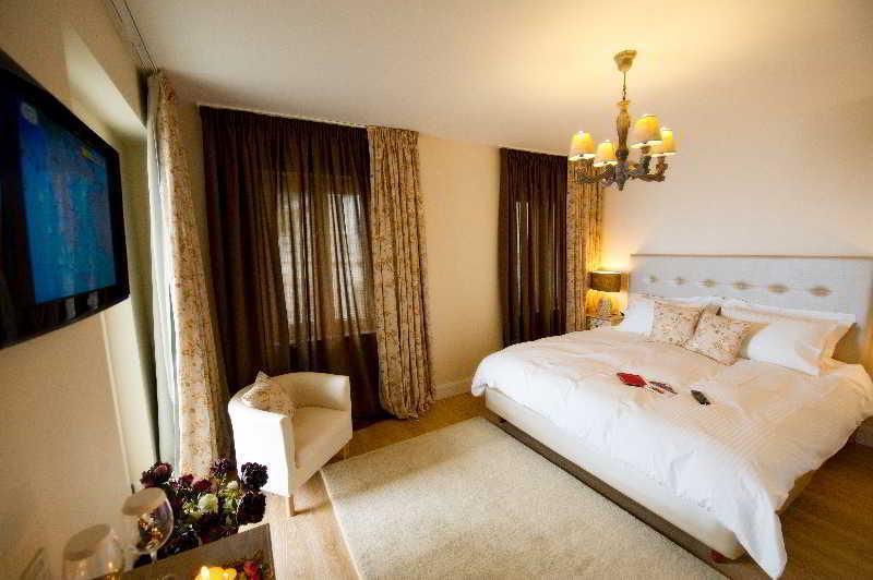 Mir Boutique Hotel Giannina Esterno foto